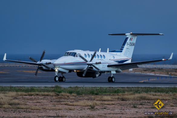 Beechcraft 350 King Air (B300)