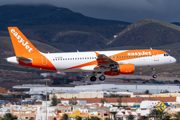 Airbus A320-214