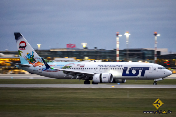 Boeing 737-8 MAX