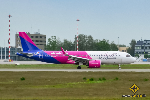Airbus A320-271N