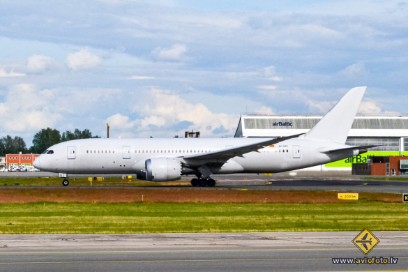Boeing 787-8 Dreamliner