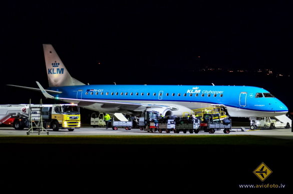 Embraer 190STD (ERJ-190-100STD)