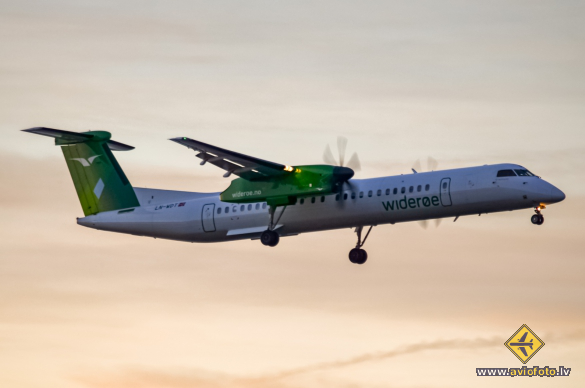 Bombardier DHC-8-402 Q400