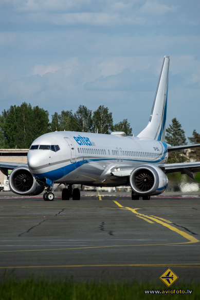 Boeing 737-8 MAX