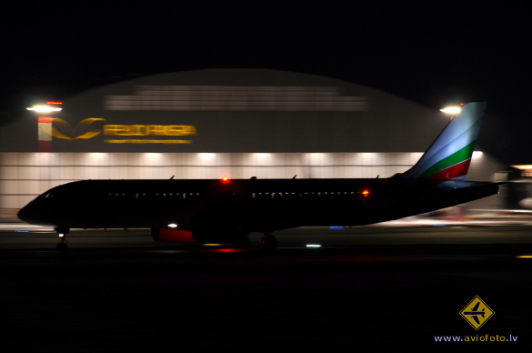 Airbus A220-300