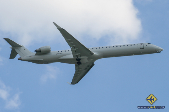 Bombardier CRJ-900ER (CL-600-2D24)