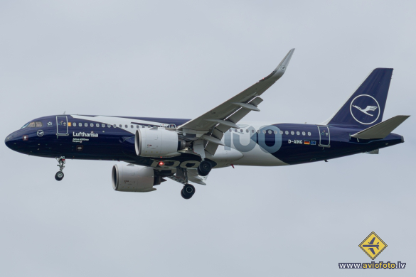 Airbus A320-271N
