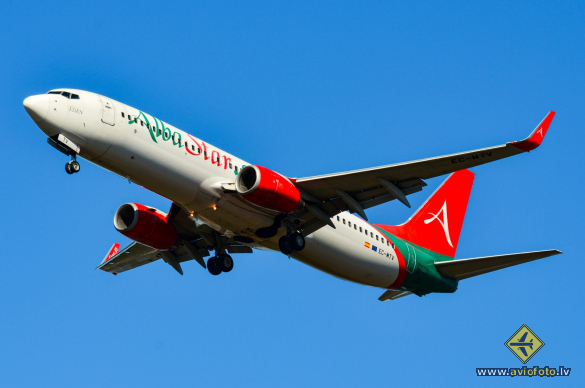Boeing 737-8K5