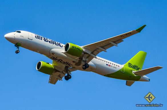 Airbus A220-300