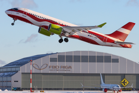 Airbus A220-300