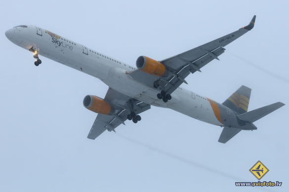 Boeing 757-330