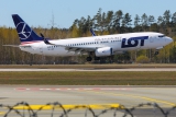 Boeing 737-89P