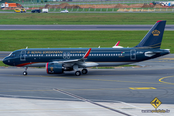 Airbus A320-271N
