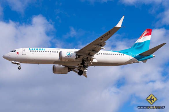 Boeing 737-8 MAX