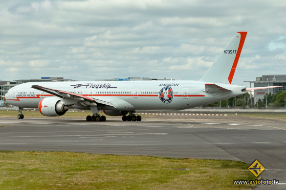 Boeing 777-323/ER