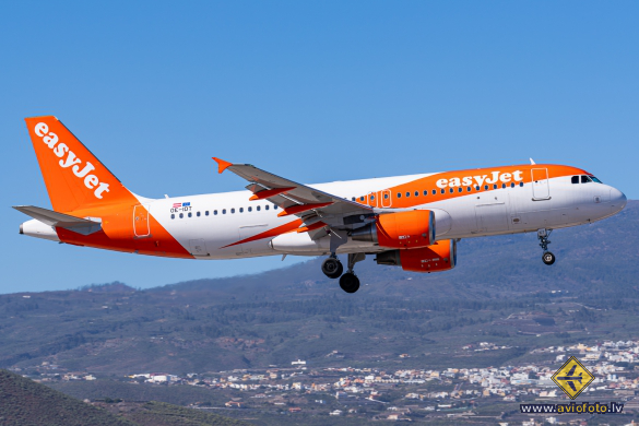 Airbus A320-214