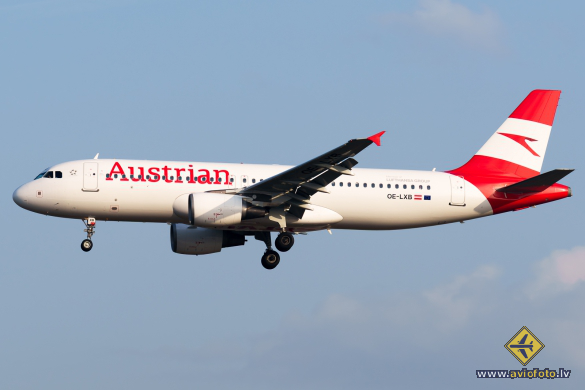 Airbus A320-216
