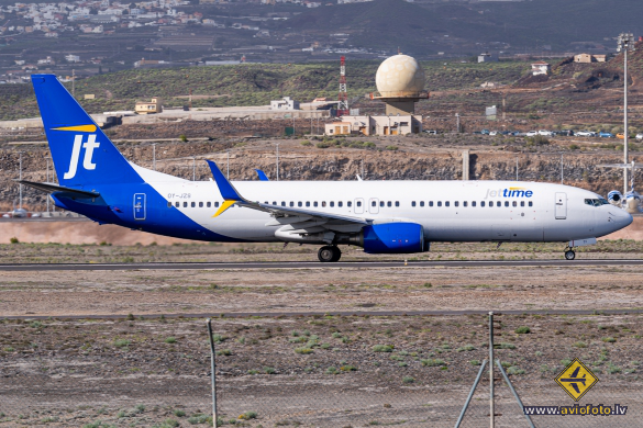 Boeing 737-8K5