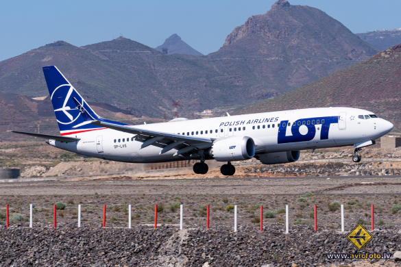 Boeing 737-8 MAX