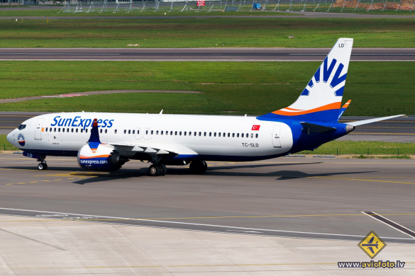 Boeing 737-8 MAX