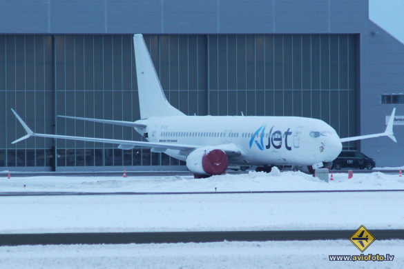 Boeing 737-8 MAX