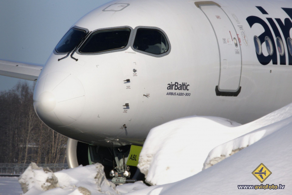 Airbus A220-300