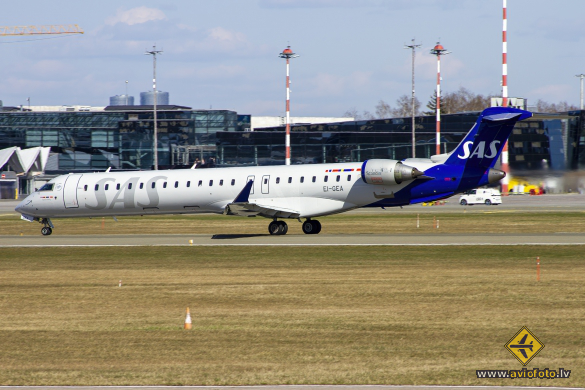 Bombardier CRJ-900 (CL-600-2D24)