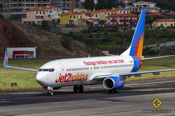 Boeing 737-8K5