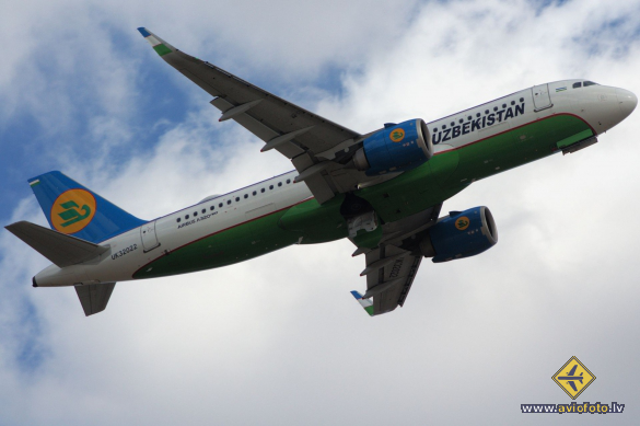 Airbus A320-251N