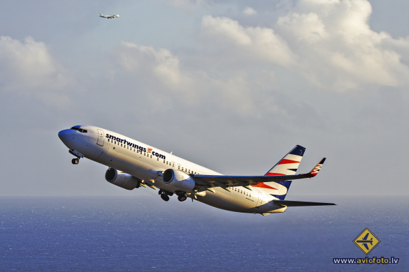 Boeing 737-8FZ