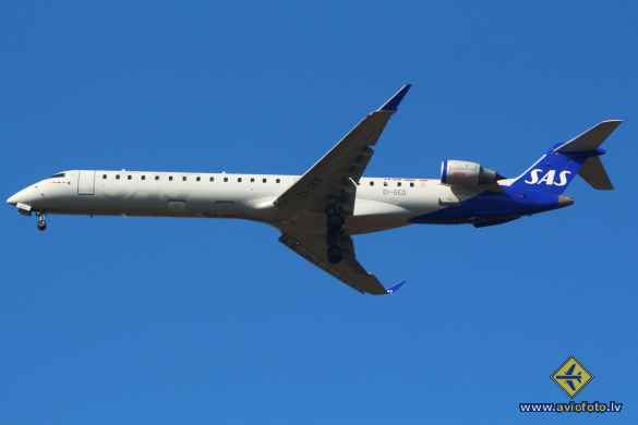 Bombardier CRJ-900ER NG (CL-600-2D24)
