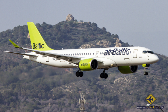 Airbus A220-300