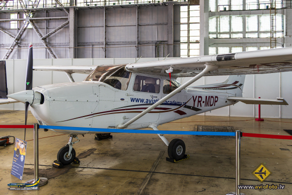 Cessna 172S Skyhawk SP