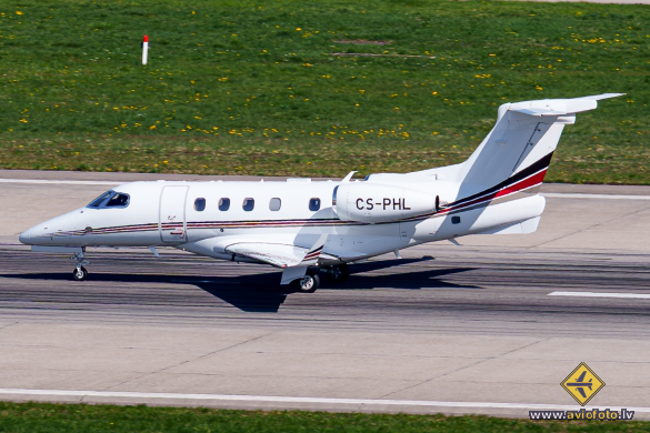 Embraer EMB-505 Phenom 300