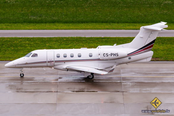 Embraer EMB-505 Phenom 300