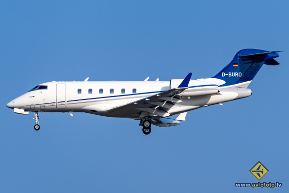 Bombardier Challenger 300 (BD-100-1A10)