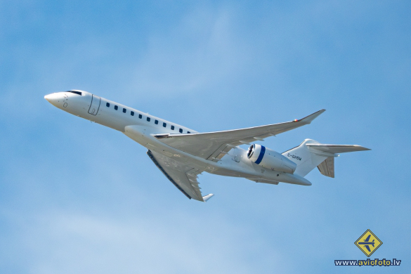 Bombardier Global Express XRS (BD-700-1A10)