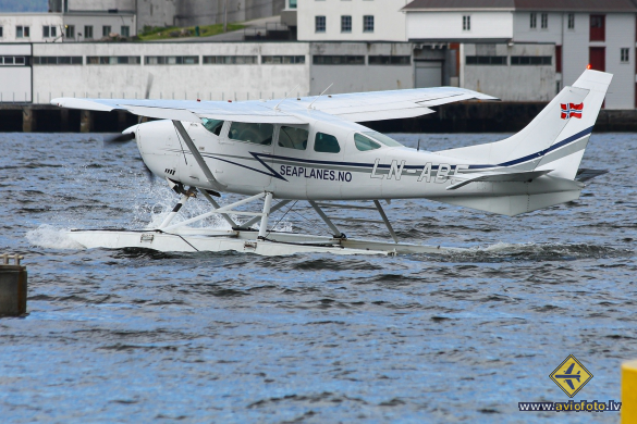 Cessna U206G Stationair 6