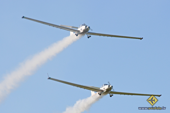 Grob G109B