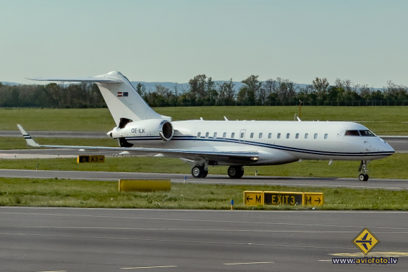 Bombardier Global Express XRS (BD-700-1A10)