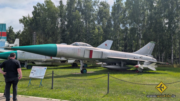 Mikoyan-Gurevich MiG-15
