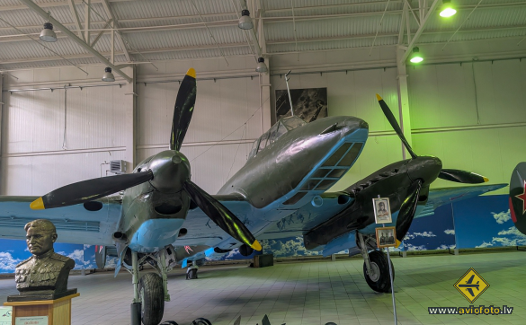 Petlyakov Pe-2