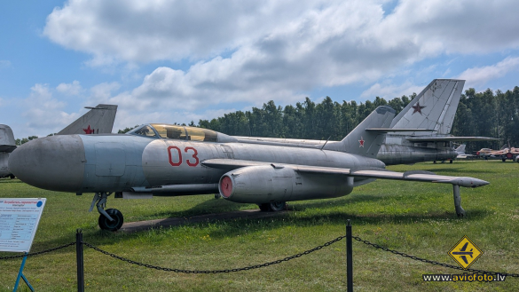 Yakovlev Yak-25M