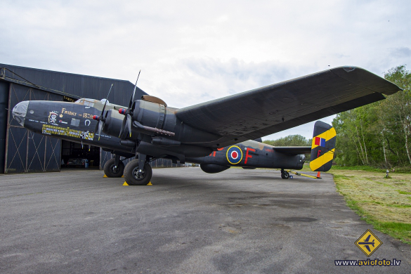 Handley Page HP-59 Halifax B2